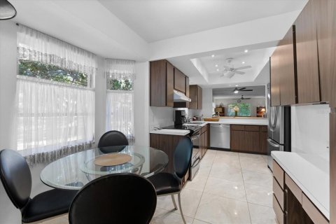 House in Sarasota, Florida 2 bedrooms, 112.6 sq.m. № 1915854 - photo 25