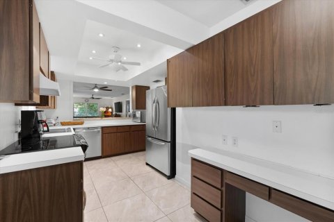 House in Sarasota, Florida 2 bedrooms, 112.6 sq.m. № 1915854 - photo 22