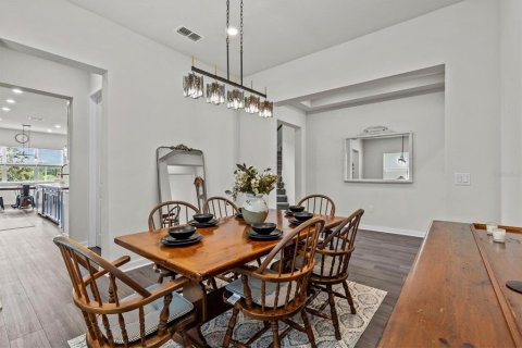 House in Winter Garden, Florida 5 bedrooms, 396.88 sq.m. № 1804113 - photo 14