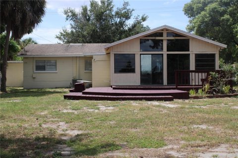 Villa ou maison à louer à Lakeland, Floride: 4 chambres, 128.02 m2 № 2320878 - photo 5