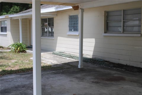 Villa ou maison à louer à Lakeland, Floride: 4 chambres, 128.02 m2 № 2320878 - photo 4