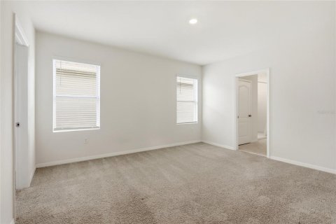House in Saint Cloud, Florida 4 bedrooms, 204.76 sq.m. № 2289485 - photo 29