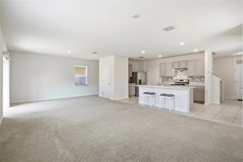 House in Saint Cloud, Florida 4 bedrooms, 204.76 sq.m. № 2289485 - photo 14