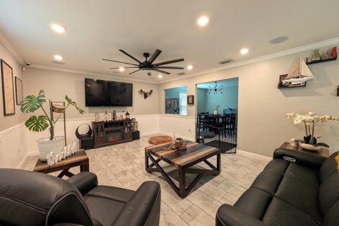 Casa en venta en Weeki Wachee, Florida, 4 dormitorios, 272.02 m2 № 2215444 - foto 6