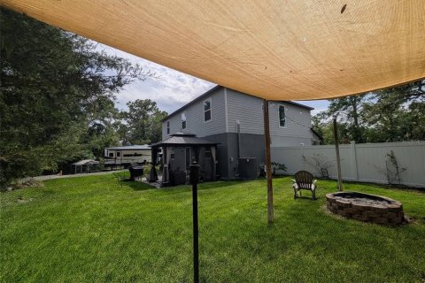 Casa en venta en Weeki Wachee, Florida, 4 dormitorios, 272.02 m2 № 2215444 - foto 26