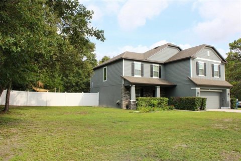 Casa en venta en Weeki Wachee, Florida, 4 dormitorios, 272.02 m2 № 2215444 - foto 3