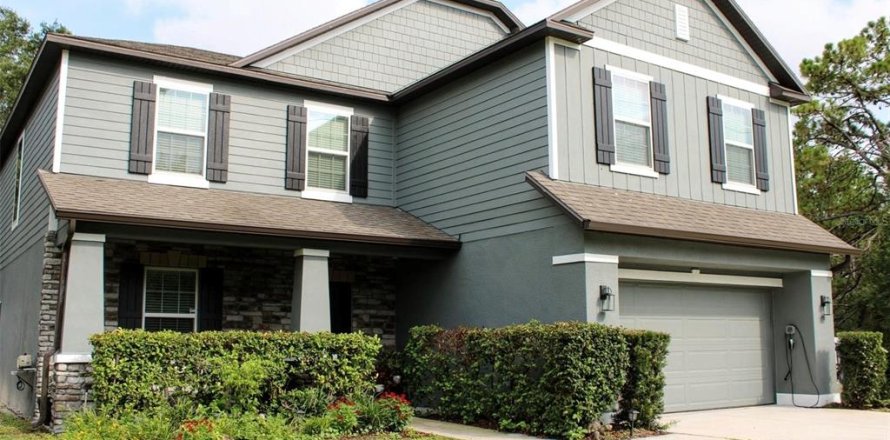 Casa en Weeki Wachee, Florida 4 dormitorios, 272.02 m2 № 2215444