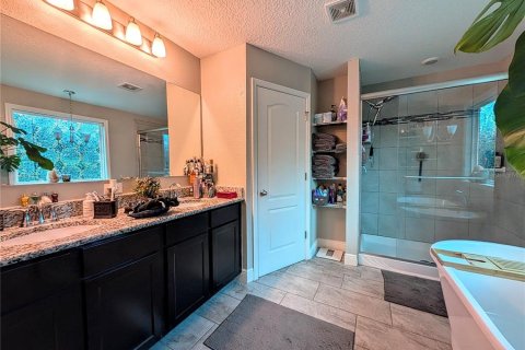 Casa en venta en Weeki Wachee, Florida, 4 dormitorios, 272.02 m2 № 2215444 - foto 20