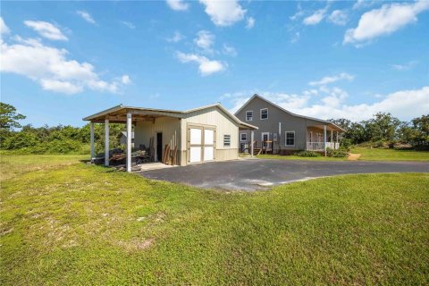House in Sebring, Florida 3 bedrooms, 219.25 sq.m. № 2296276 - photo 3