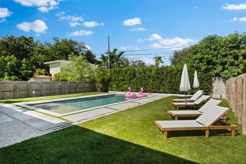 Villa ou maison à vendre à Miami, Floride: 4 chambres, 218.88 m2 № 1941942 - photo 3
