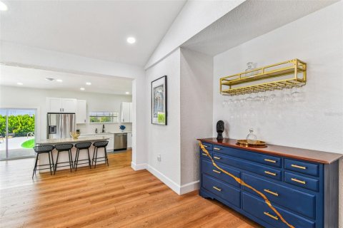 Casa en venta en Tampa, Florida, 4 dormitorios, 197.05 m2 № 1887119 - foto 17