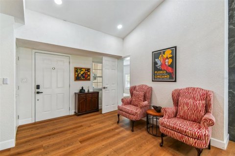 Casa en venta en Tampa, Florida, 4 dormitorios, 197.05 m2 № 1887119 - foto 9