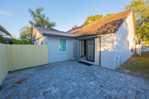 House in Kissimmee, Florida 5 bedrooms, 145.58 sq.m. № 2098019 - photo 5