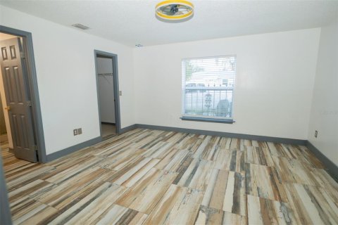 House in Kissimmee, Florida 5 bedrooms, 145.58 sq.m. № 2098019 - photo 24