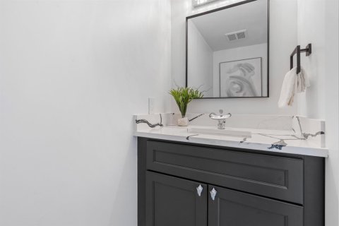 Adosado en venta en Fort Lauderdale, Florida, 2 dormitorios, 176.89 m2 № 2146608 - foto 19