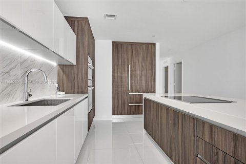 Снять в аренду квартиру в Майами, Флорида 4 спальни, 204.76м2, № 2030174 - фото 8