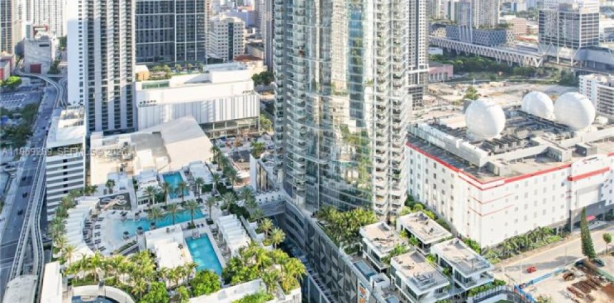 Квартира в Майами, Флорида 4 спальни, 204.76м2 № 2030174