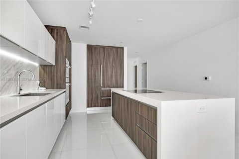 Снять в аренду квартиру в Майами, Флорида 4 спальни, 204.76м2, № 2030174 - фото 7