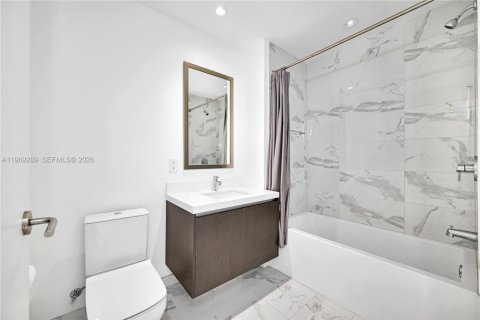 Снять в аренду квартиру в Майами, Флорида 4 спальни, 204.76м2, № 2030174 - фото 13