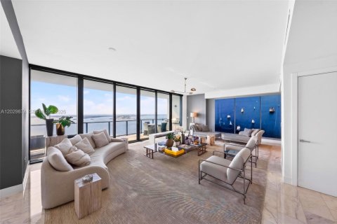 Copropriété à vendre à Miami, Floride: 3 chambres, 286.42 m2 № 2257922 - photo 7