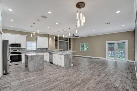 Villa ou maison à vendre à Pompano Beach, Floride: 4 chambres, 184.04 m2 № 2087432 - photo 5