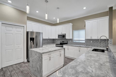 Villa ou maison à vendre à Pompano Beach, Floride: 4 chambres, 184.04 m2 № 2087432 - photo 10