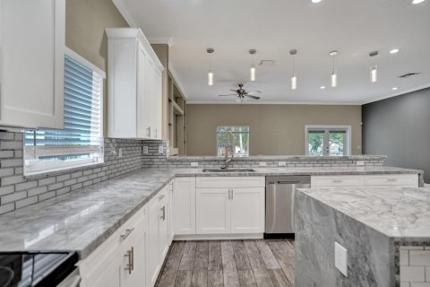 Villa ou maison à vendre à Pompano Beach, Floride: 4 chambres, 184.04 m2 № 2087432 - photo 13
