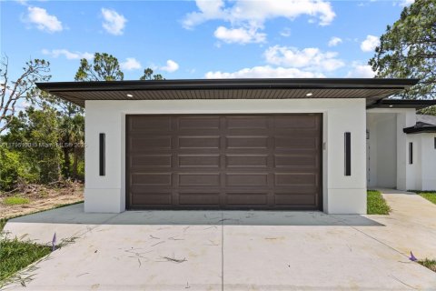 Casa en venta en Lehigh Acres, Florida, 3 dormitorios № 1860830 - foto 30