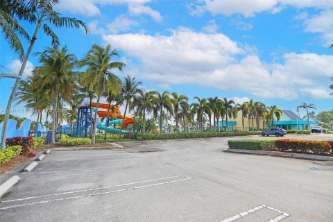 Copropriété à louer à Margate, Floride: 2 chambres, 90.12 m2 № 2077699 - photo 25