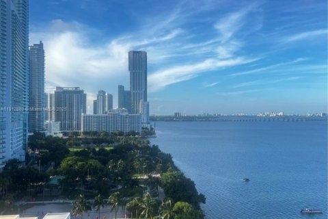 Condominio en venta en Miami, Florida, 2 dormitorios, 159.51 m2 № 2034235 - foto 12