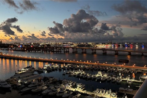 Condominio en venta en Miami, Florida, 2 dormitorios, 159.51 m2 № 2034235 - foto 4