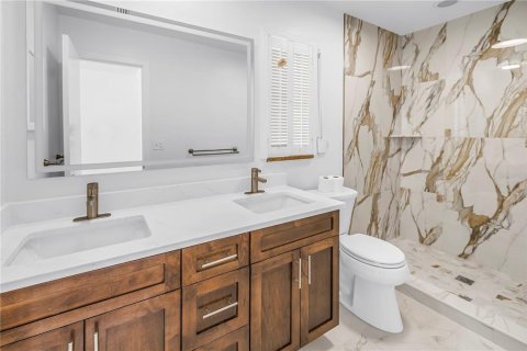 Villa ou maison à louer à Tierra Verde, Floride: 3 chambres, 161.84 m2 № 2425399 - photo 28