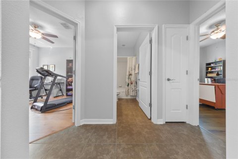 Casa en venta en Auburndale, Florida, 4 dormitorios, 213.4 m2 № 2347278 - foto 6