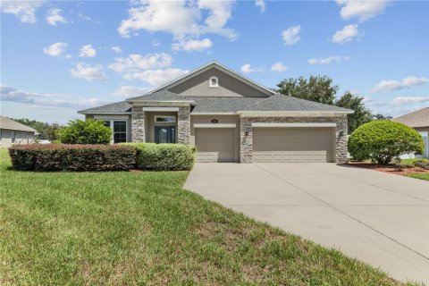Villa ou maison à Auburndale, Floride 4 chambres, 213.4 m2 № 2347278