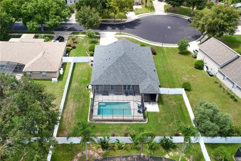 Casa en venta en Auburndale, Florida, 4 dormitorios, 213.4 m2 № 2347278 - foto 4
