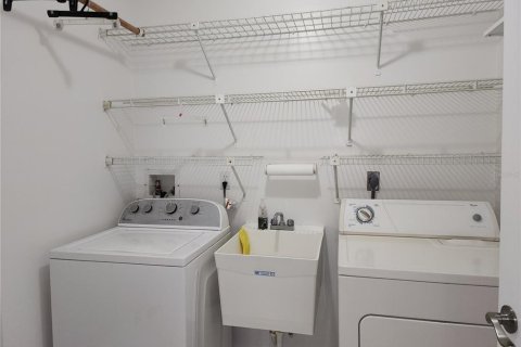 Casa en alquiler en Port Charlotte, Florida, 3 dormitorios, 161.84 m2 № 1883725 - foto 7