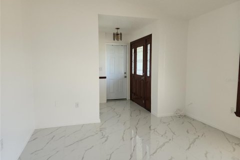 Casa en alquiler en Port Charlotte, Florida, 3 dormitorios, 161.84 m2 № 1883725 - foto 15