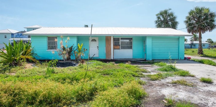 House in Englewood, Florida 2 bedrooms, 88.26 sq.m. № 1828648