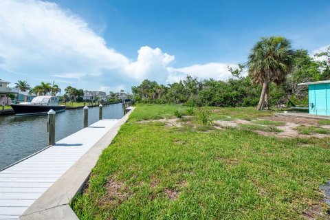 House in Englewood, Florida 2 bedrooms, 88.26 sq.m. № 1828648 - photo 8