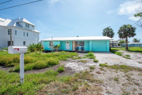 House in Englewood, Florida 2 bedrooms, 88.26 sq.m. № 1828648 - photo 2