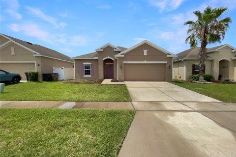 House in Kissimmee, Florida 3 bedrooms, 155.8 sq.m. № 1822584 - photo 15