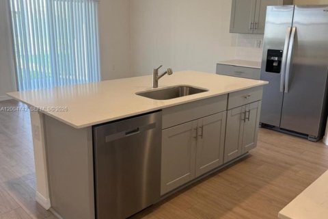 House in Saint Cloud, Florida 4 bedrooms № 2068756 - photo 22