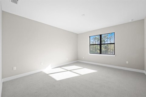 House in CEDAR GROVE AT THE WOODLANDS in North Port, Florida 4 bedrooms, 191.01 sq.m. № 2200605 - photo 24