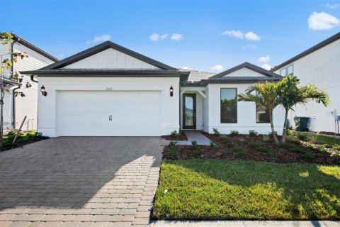 House in CEDAR GROVE AT THE WOODLANDS in North Port, Florida 4 bedrooms, 191.01 sq.m. № 2200605