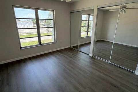 Condo in Port Charlotte, Florida, 1 bedroom  № 2219435 - photo 6