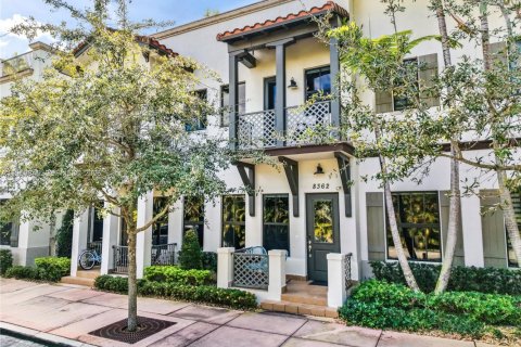 Townhouse in Doral, Florida 3 bedrooms, 173.26 sq.m. № 2025377