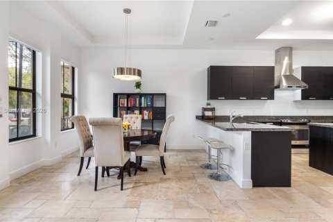 Townhouse in Doral, Florida 3 bedrooms, 173.26 sq.m. № 2025377 - photo 3
