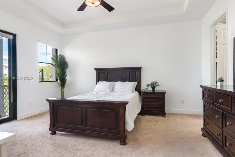 Townhouse in Doral, Florida 3 bedrooms, 173.26 sq.m. № 2025377 - photo 6