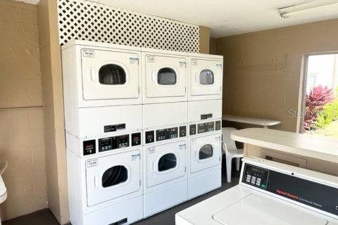 Снять в аренду кондоминиум в Семинол, Флорида 1 спальня, 65.03м2, № 1523512 - фото 12