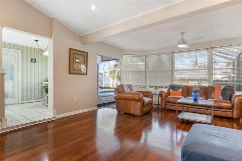 Casa en venta en Bradenton, Florida, 2 dormitorios, 156.08 m2 № 1521058 - foto 13